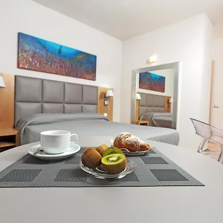 בית הארחה Capotesta Luxury