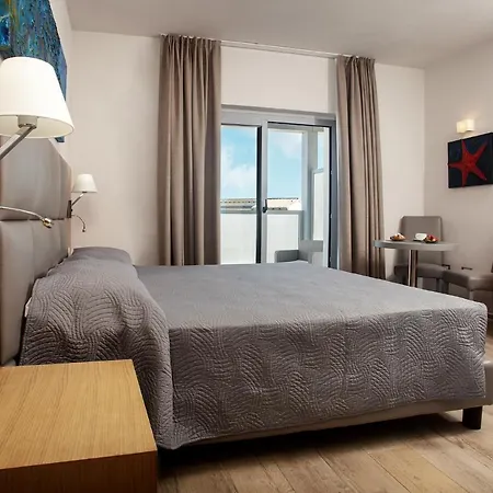 Capotesta Luxury בית הארחה סנטה טרזה גאיורה